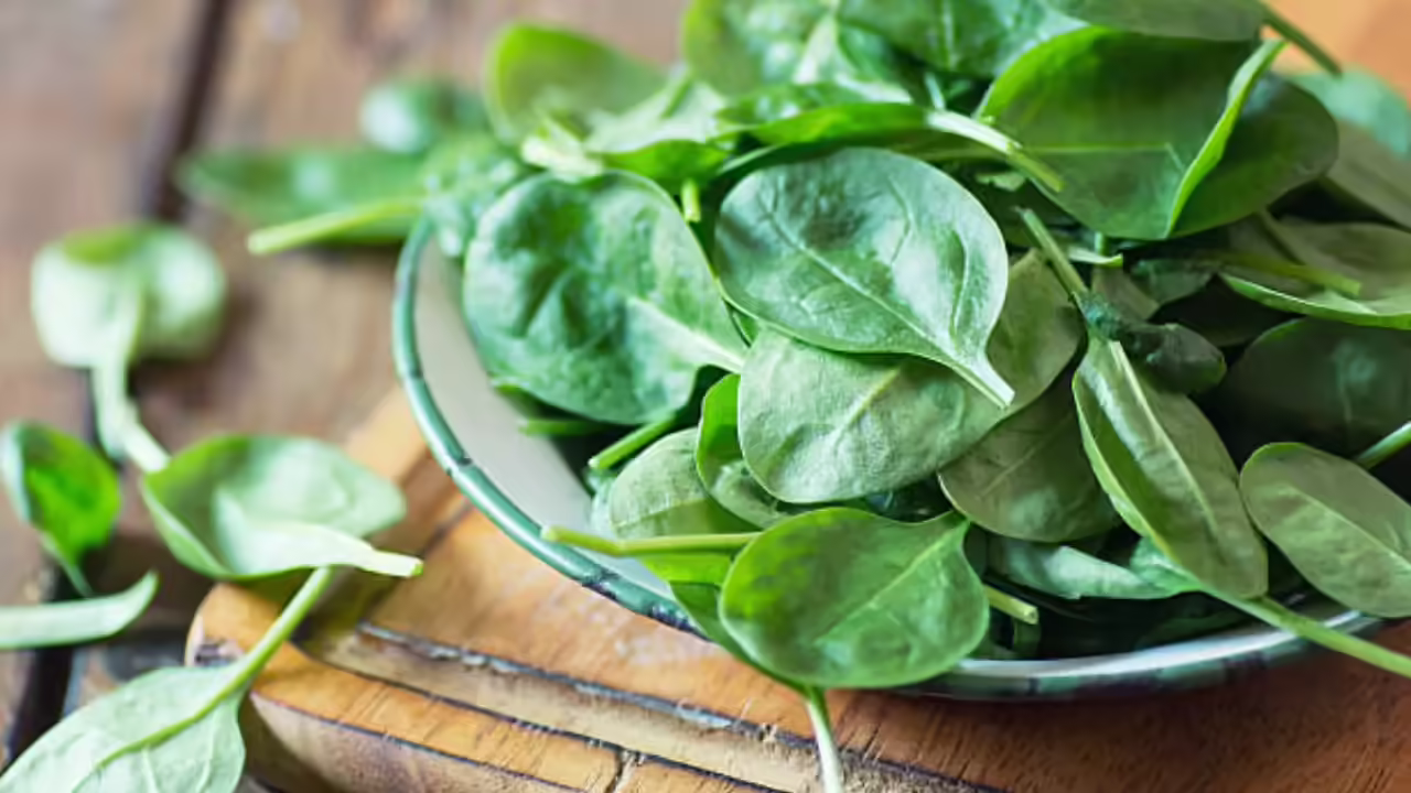 Featured image for Avoid These 3 Spinach Mistakes and Learn the Proper Way to Eat It