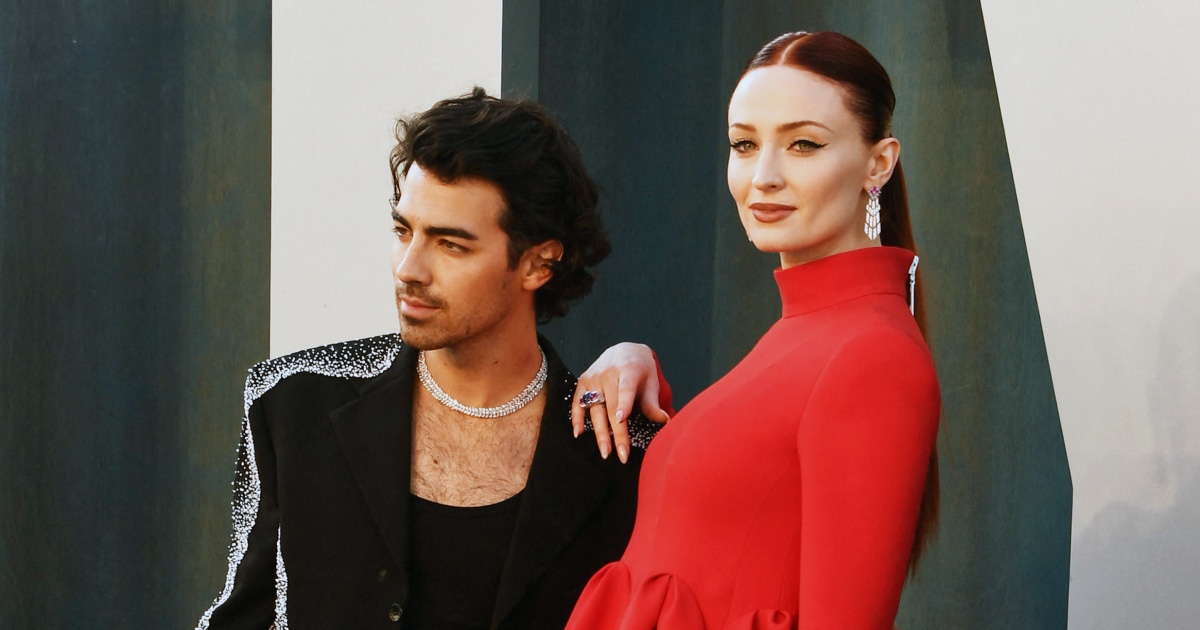 Sophie Turner takes legal action to bring children back to England in heated divorce battle