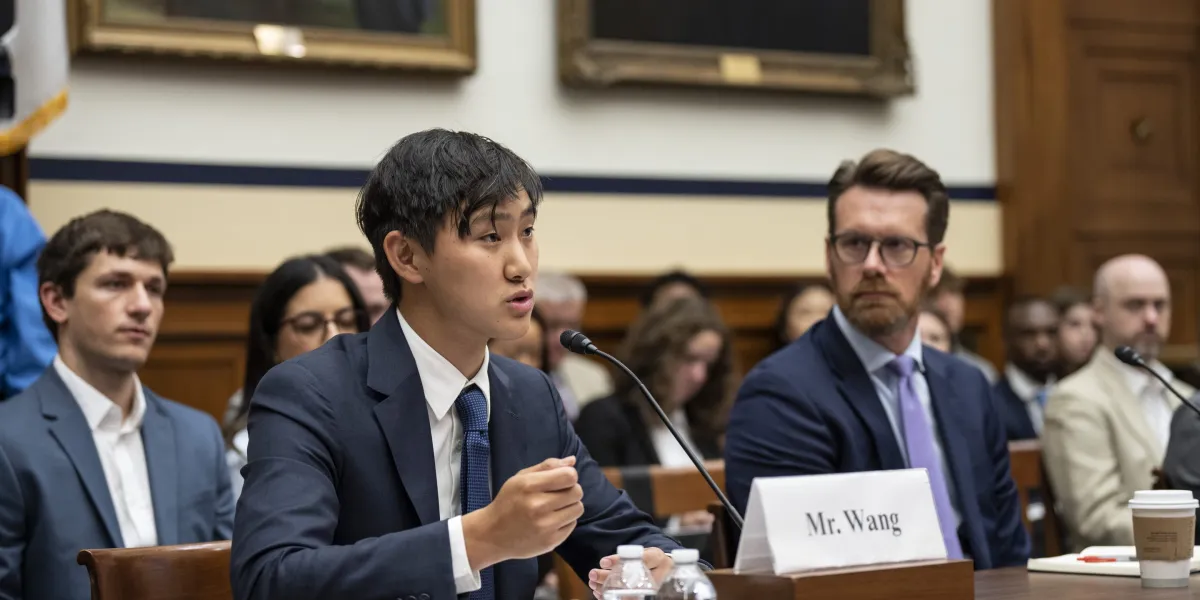 Featured image for Meta's Young Billionaire Predicts Next Bill Gates Will Be a 13-Year-Old 'Vibe Coder'