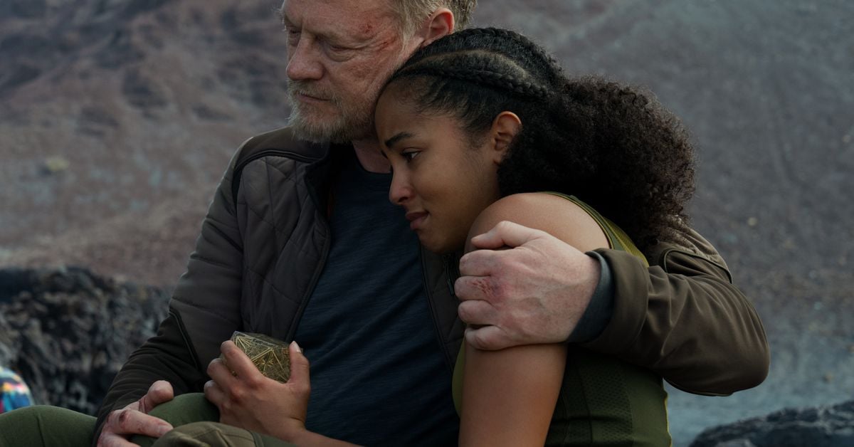 Featured image for Apple Renews Sci-Fi Epic 'Foundation' for Season 3 on Apple TV+