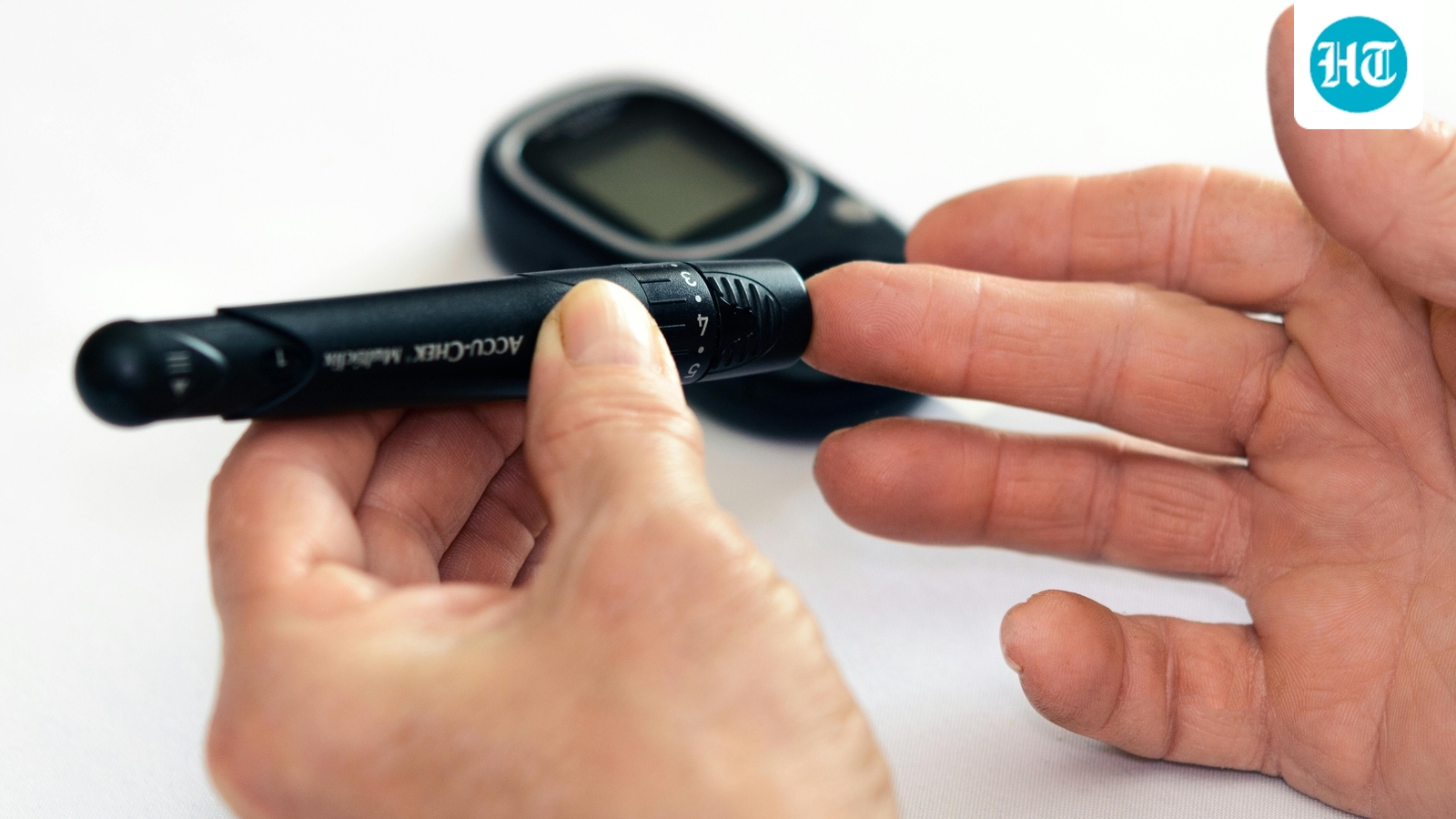 Featured image for NHS doctor recommends 3 tips to boost insulin sensitivity