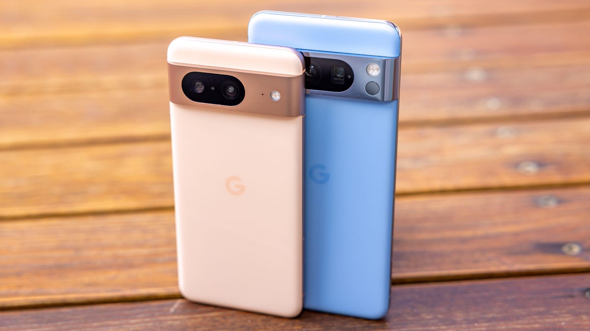 "Google's Pixel 8: Software Updates, Ultra HDR, and Face Unlock Upgrade - What You Need to Know"