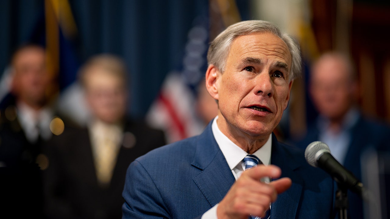 Abbott Clarifies Border Shooting Comments amid Backlash
