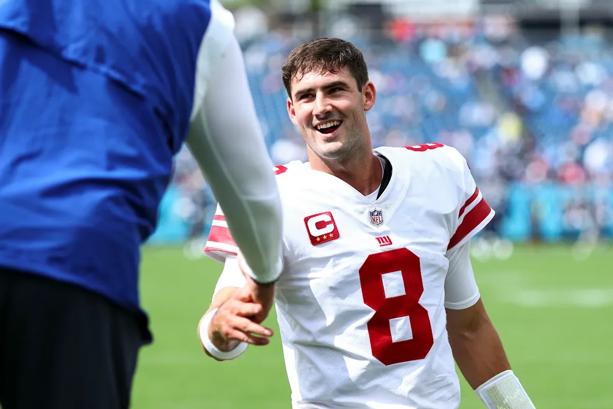The Controversial Career of Giants' QB Daniel Jones.