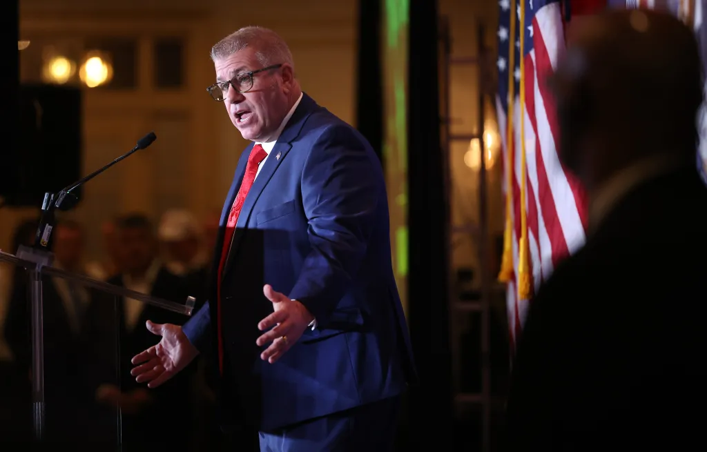 Featured image for Tragic Helicopter Crash Kills Family Members of GOP Candidate Darren Bailey