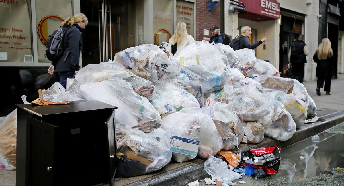 Featured image for "NYC Businesses Face Trash Bag Pile Ban in Mayor Adams' Anti-Rat Battle"