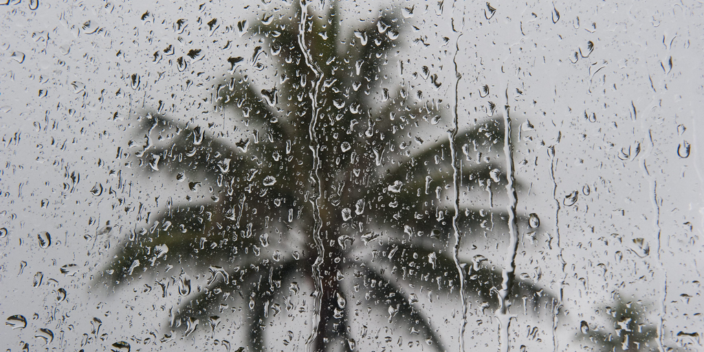 Featured image for "Kona Low Brings Heavy Rain and Flood Threat to Hawaii Islands"