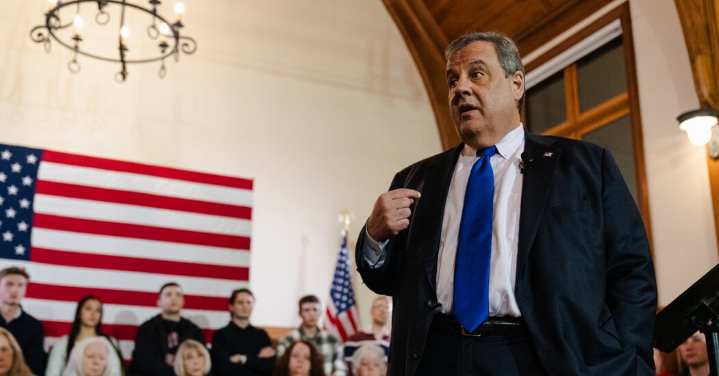 Featured image for Trump Mulls Investigating Christie Over Bridgegate