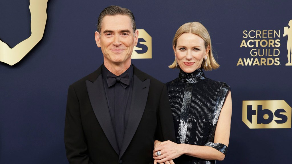 Featured image for Naomi Watts Ties the Knot with Billy Crudup.