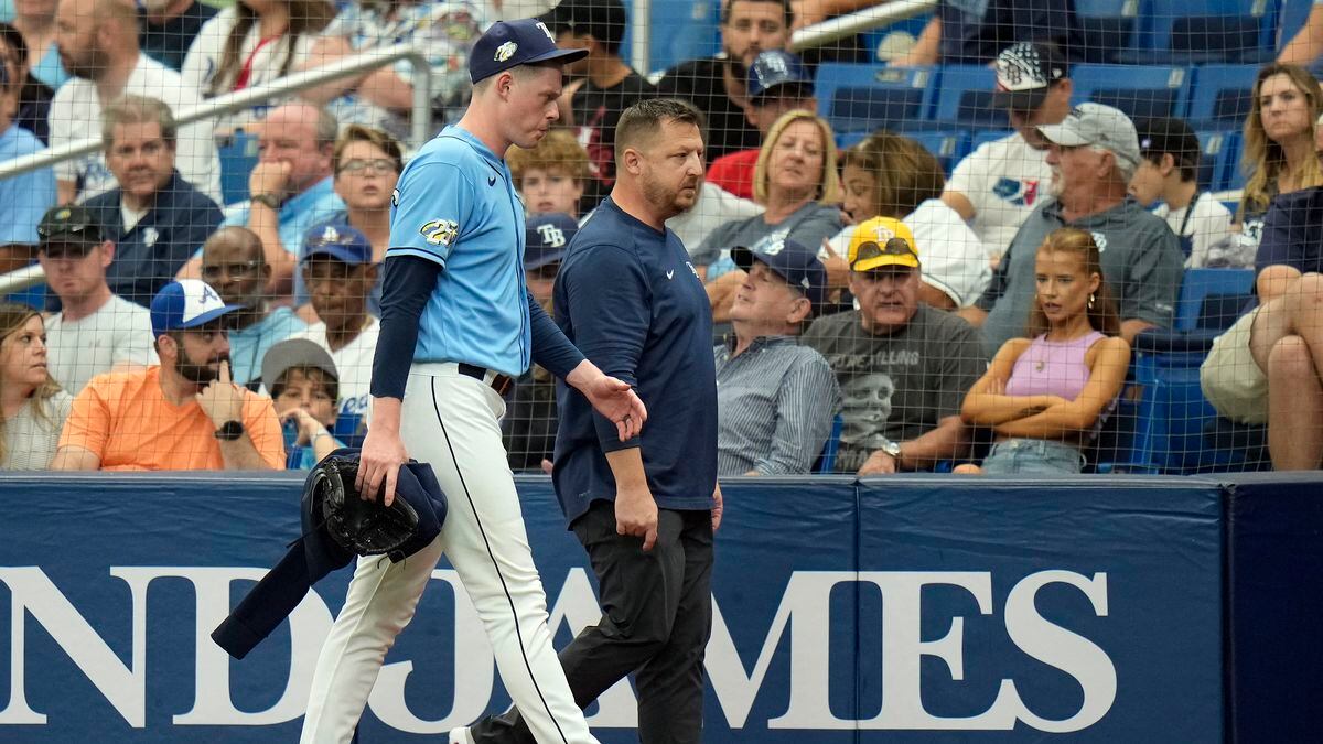 Featured image for Rays' closer Fairbanks sidelined with hip injury.