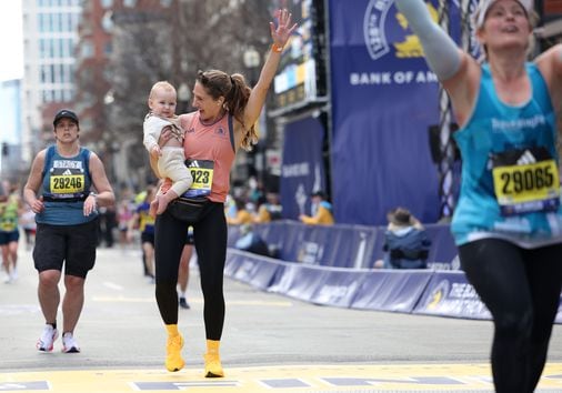 Featured image for "2024 Boston Marathon: Sisay Lemma and Hellen Obiri Triumph in Prestigious Race"