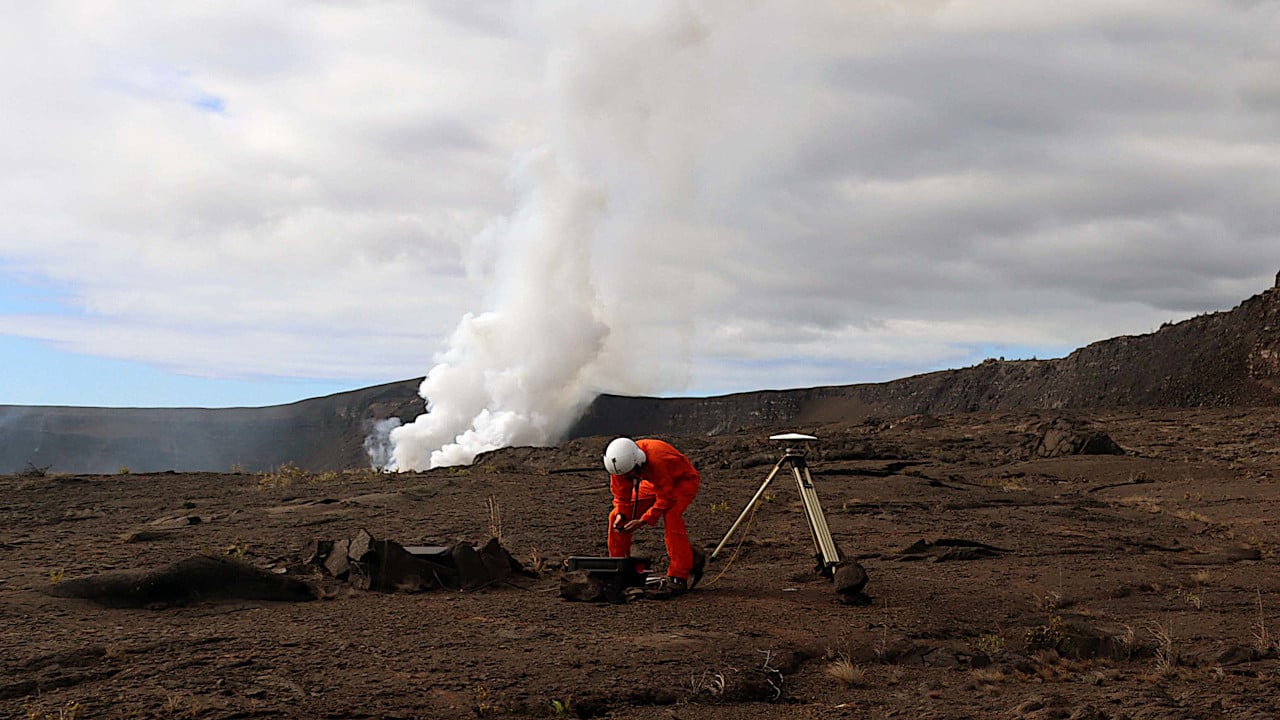 Featured image for Kīlauea Volcano: A Year of Episodic Fountaining and Future Activity