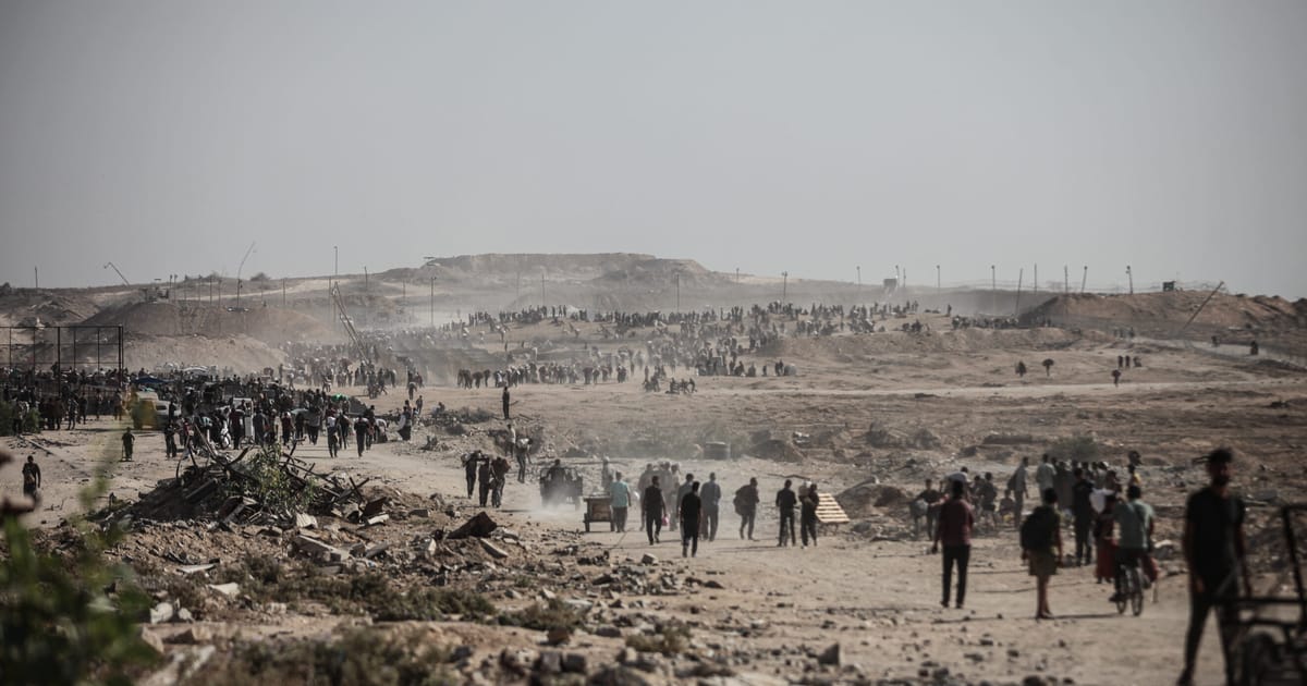 Featured image for Microsoft halts services to Israeli military amid Gaza surveillance concerns