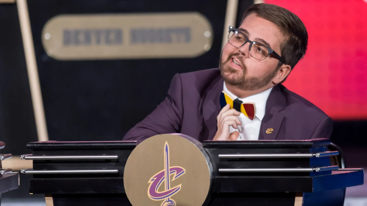 Cavaliers Owner Dan Gilbert's Son Nick Dies at 26