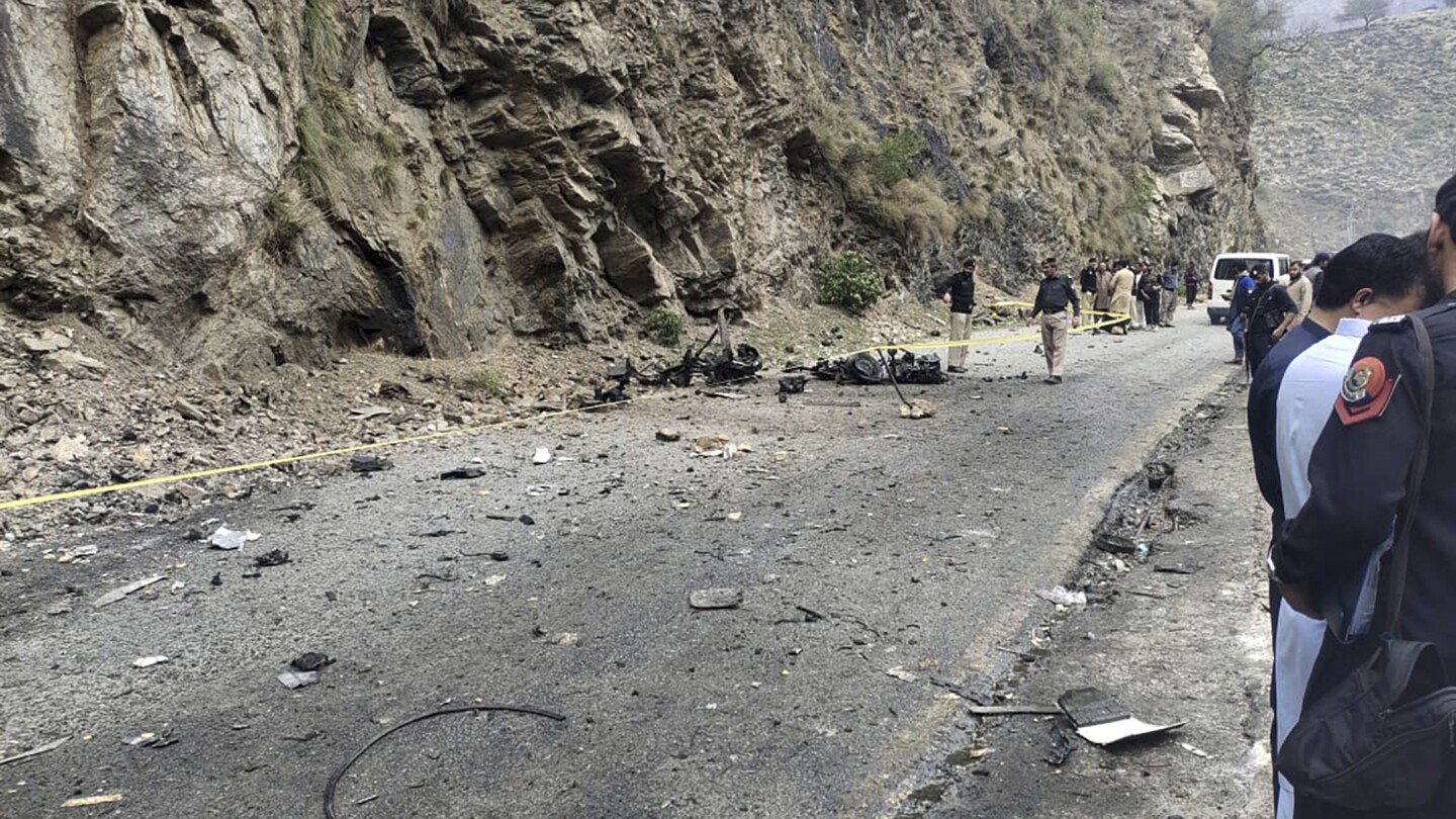 Featured image for "Suicide Attack in Pakistan Claims Lives of 5 Chinese Nationals and Local Driver"