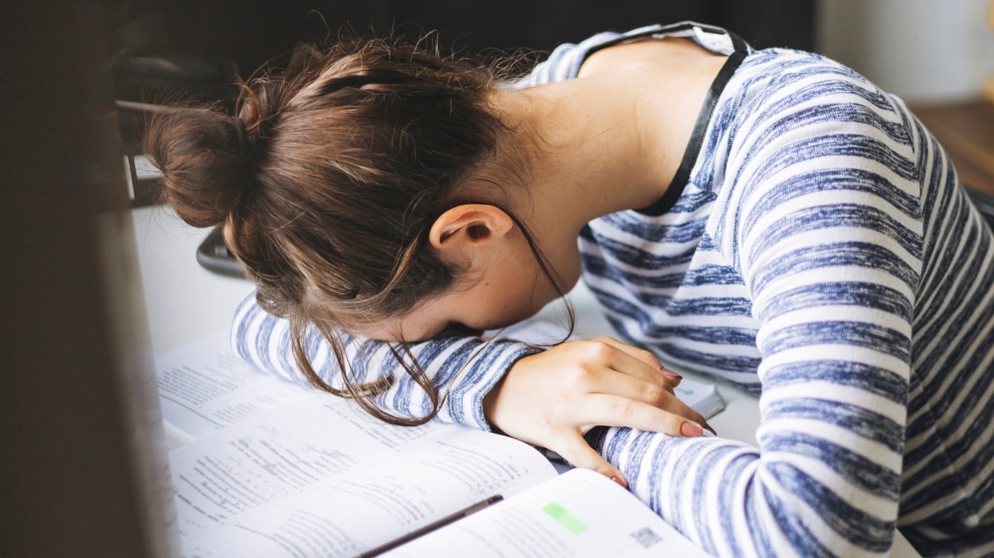 Featured image for Daylight Saving Time Ends: Tips to Reset Your Sleep Schedule