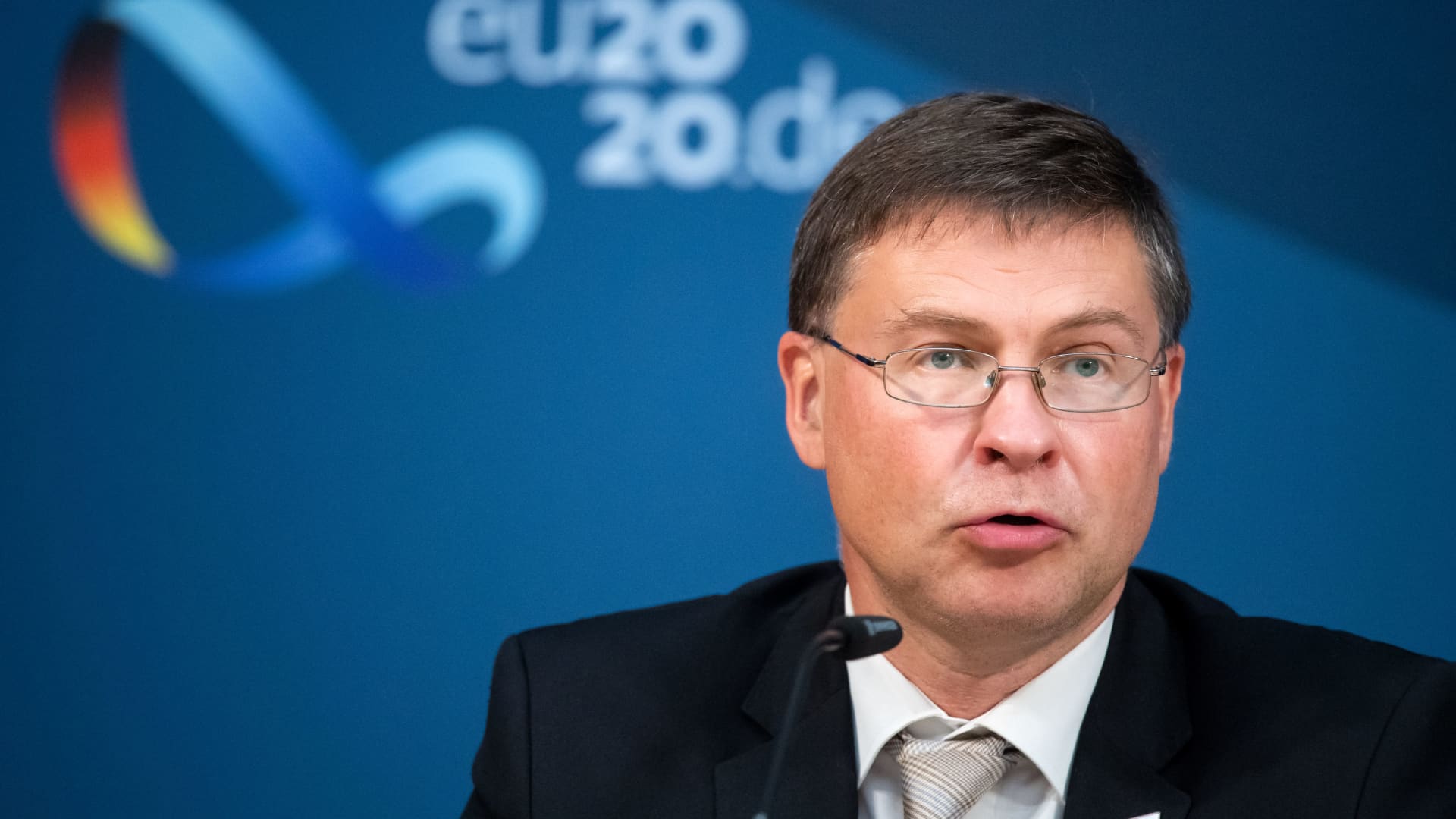 EU Trade Chief Stresses Need for Protection in China Relationship