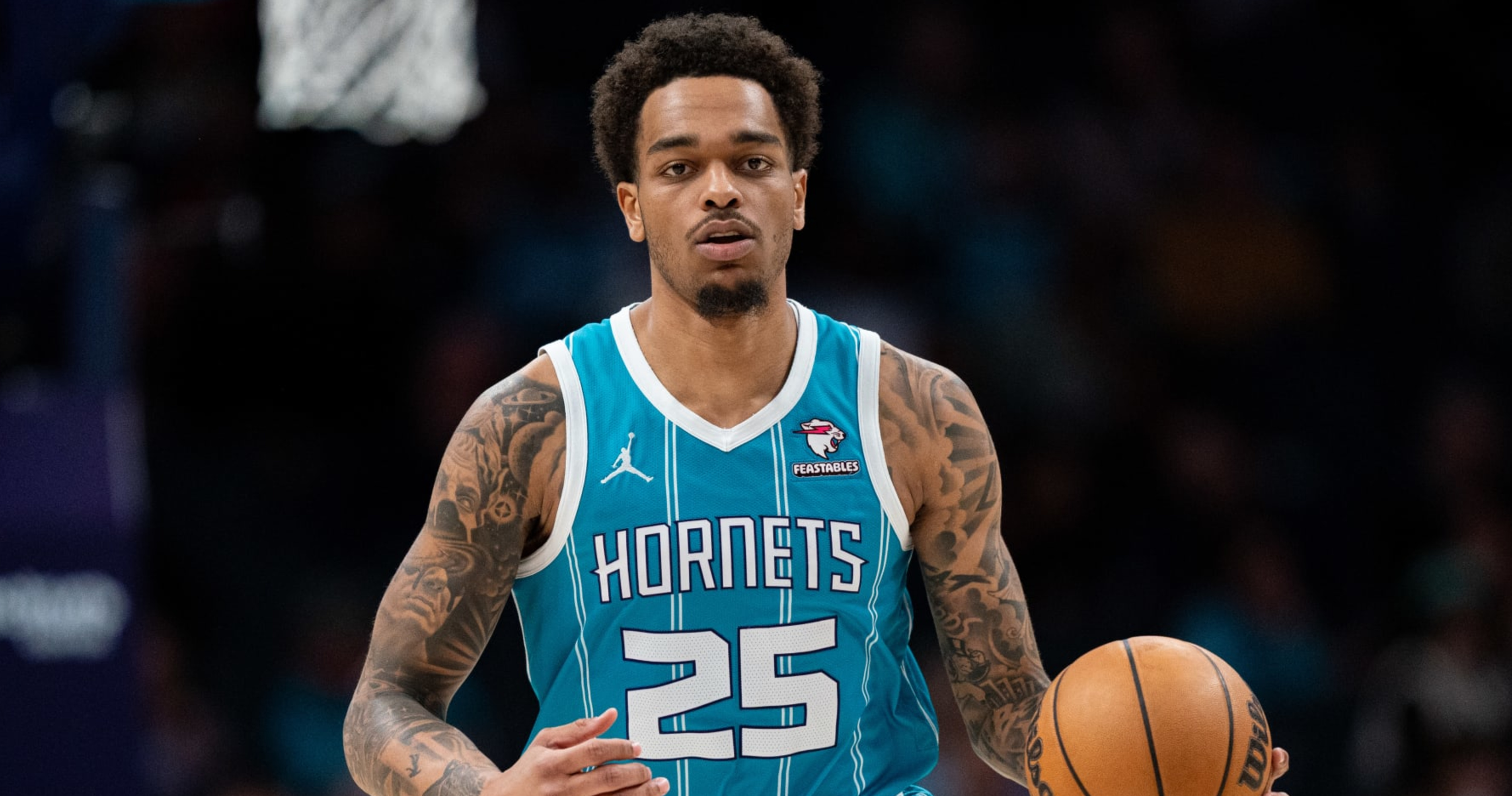 Featured image for "Mavericks Secure P.J. Washington in NBA Trade Deadline Move"