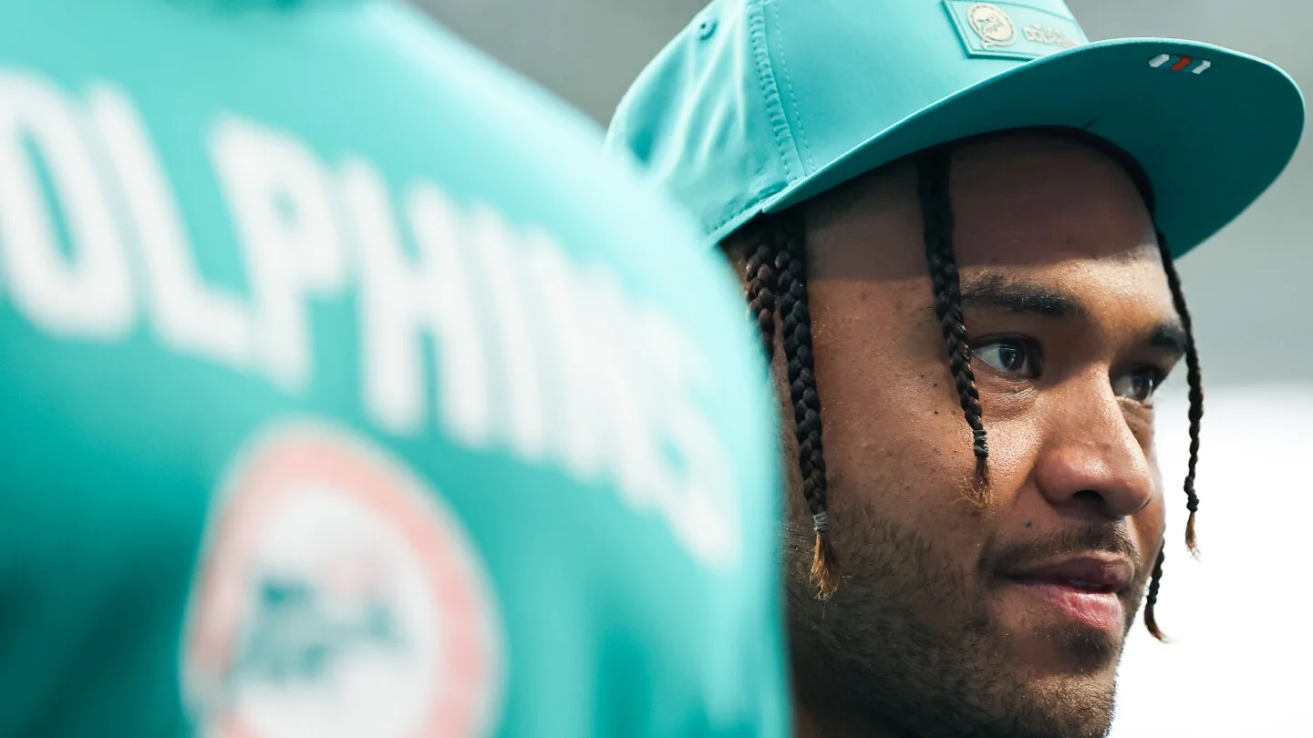 Dolphins mull $99.2M cap hit to move on from Tua in 2026