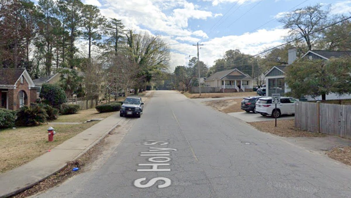 Featured image for Tragic Mistake: College Student Fatally Shot After Entering Wrong Home