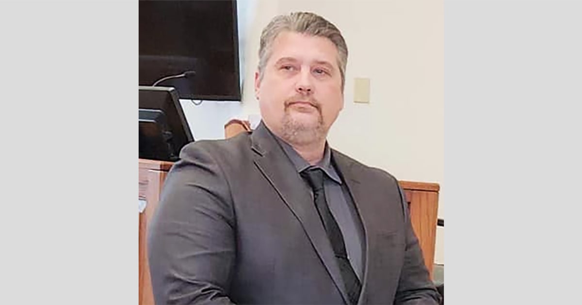 Missouri Sheriff and Deputies Charged in Alleged Child Kidnapping Plot Involving Father.