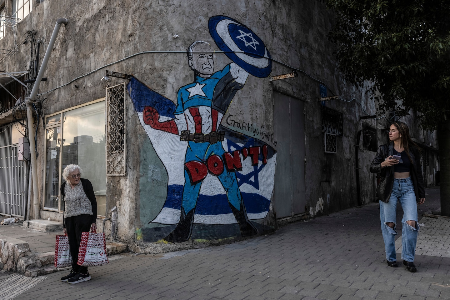 "Israel's Response to Iran's Missile Barrage: Live Updates and Biden's Assurance to Netanyahu"