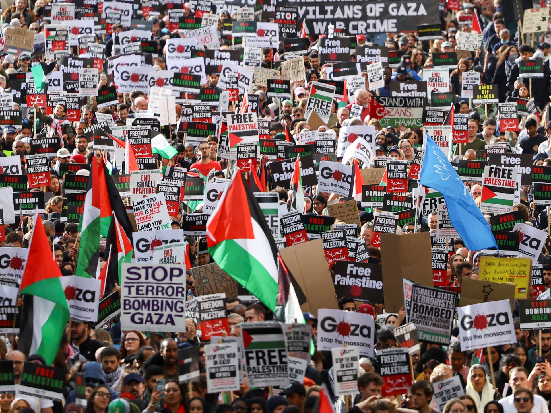 Massive Pro-Palestine March in London Demands Gaza Ceasefire