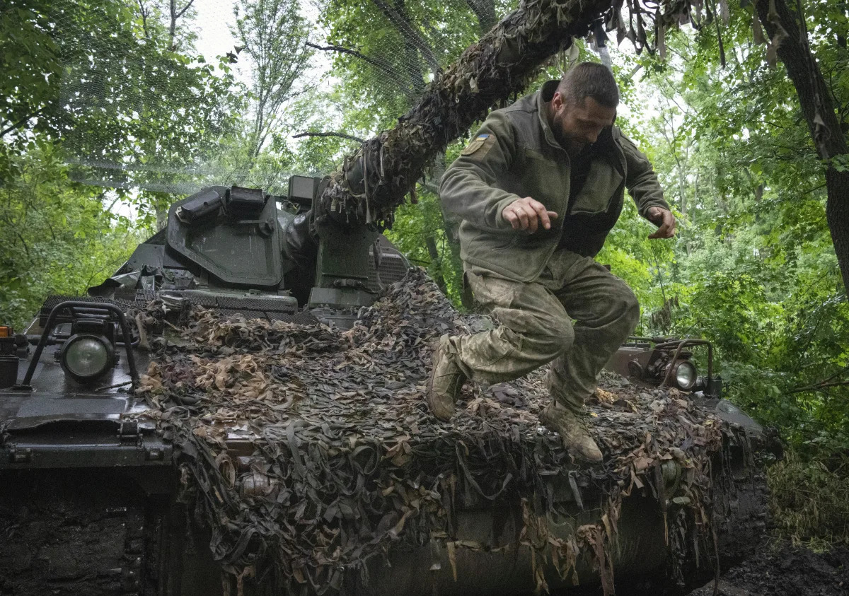 "Unleashing Ukraine's Western Arsenal: Advantages for a Powerful Counteroffensive"