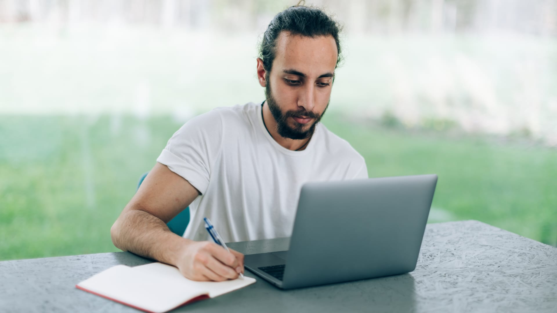 Featured image for Navigating the Financial Landscape: Understanding Student and Personal Loan Risks and Opportunities