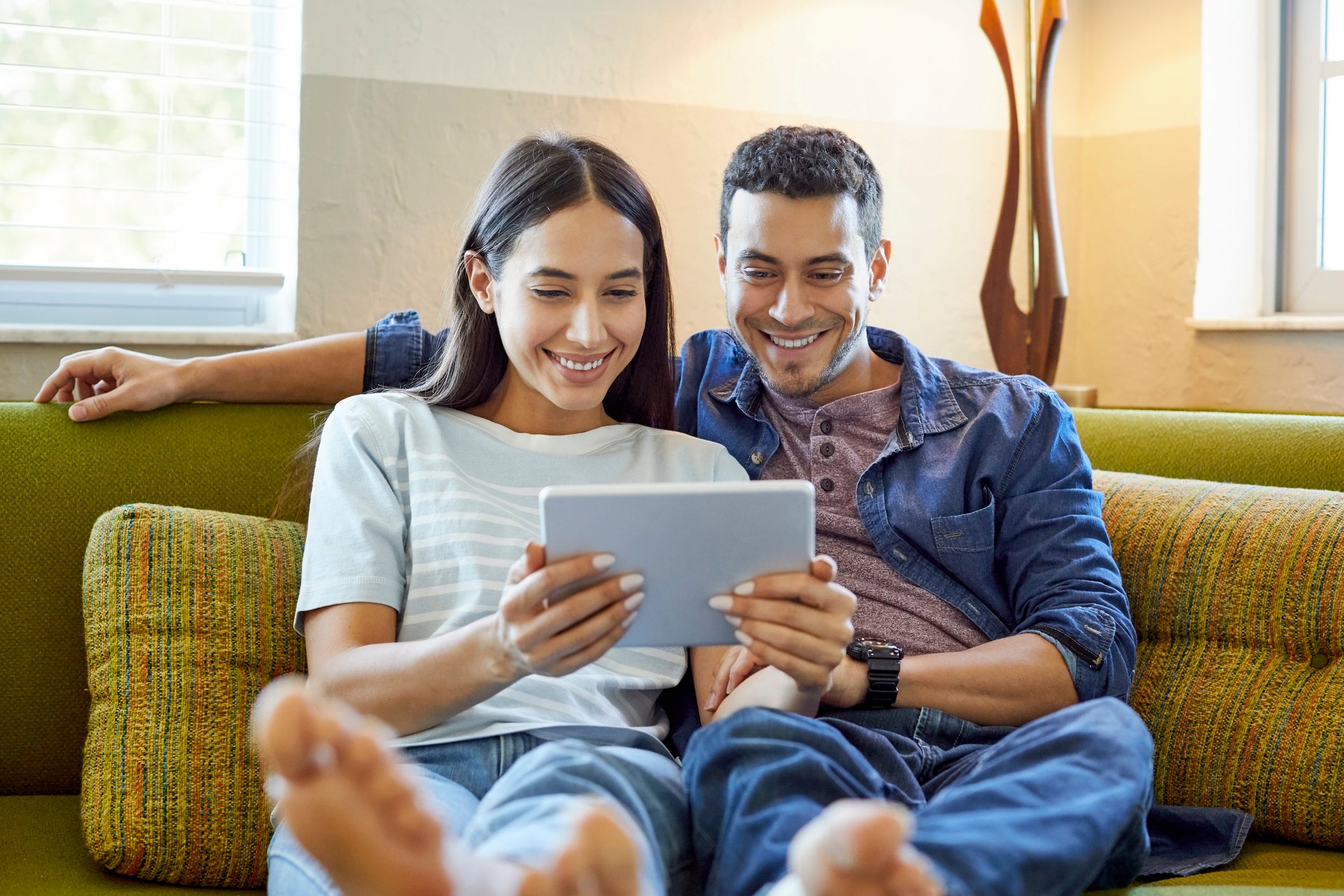 Top Dividend Stocks to Buy Now and Hold for the Long Term