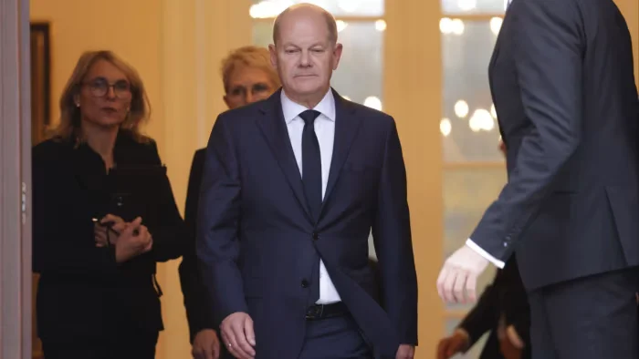 Featured image for Scholz Navigates Political Turmoil Amid Re-Election Bid