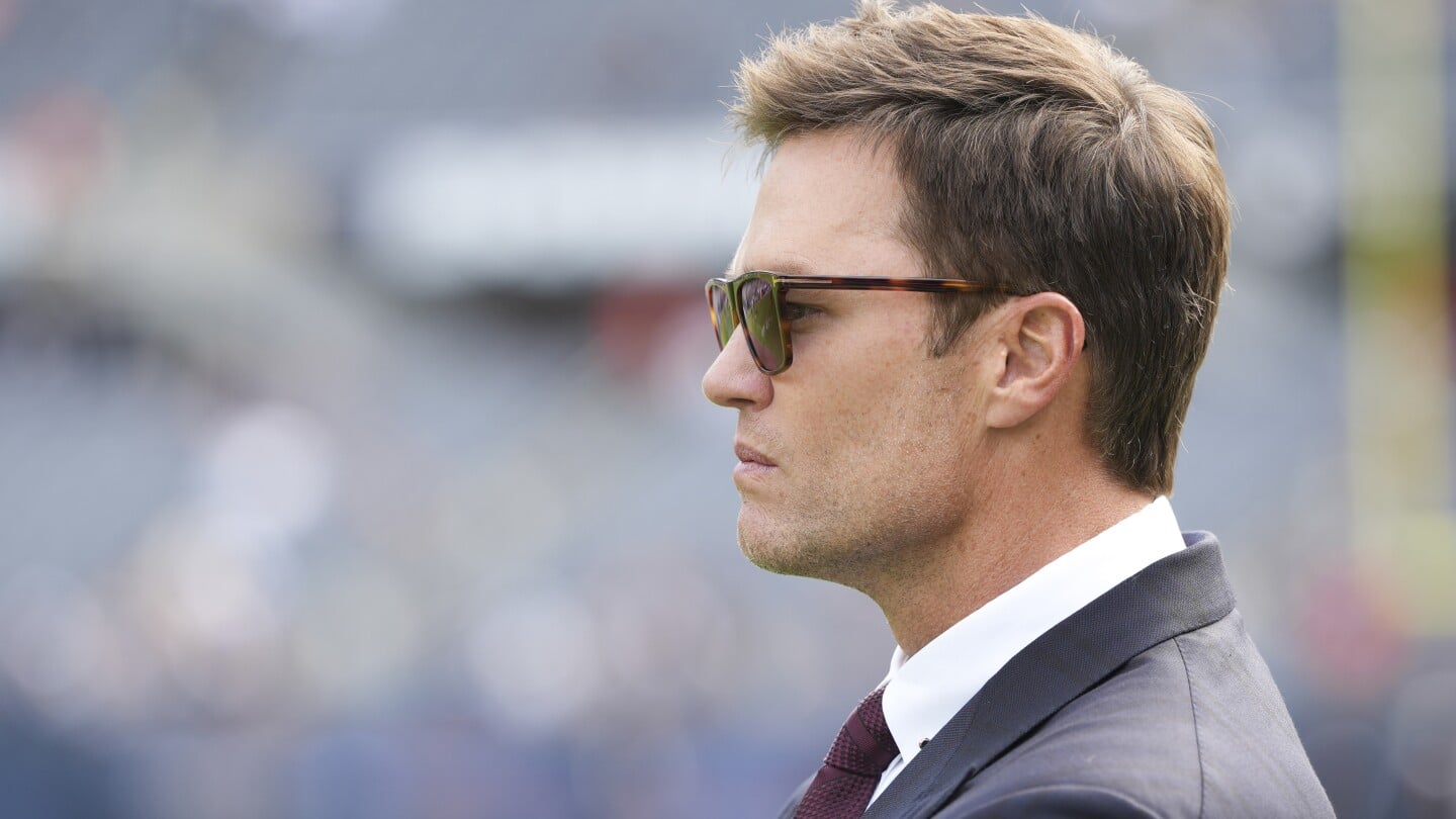 Featured image for Tom Brady Faces Conflict of Interest Criticism Amid NFL and Fox Roles