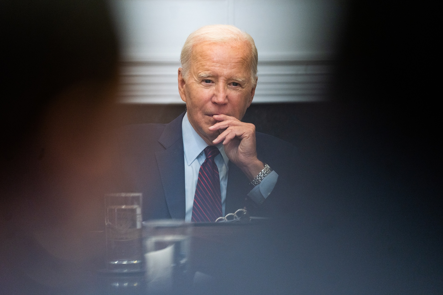 "U.S. and Iran Reach Prisoner Swap Agreement, Unlock Frozen Oil Funds"