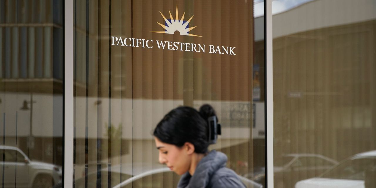 PacWest Stock Plummets on Deposit Outflow Disclosure