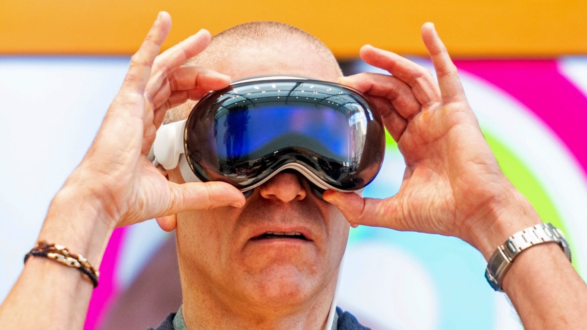 "Apple's Vision Pro Headset: A Spatial Computing Game Changer or Just Nerdy Ski Goggles?"