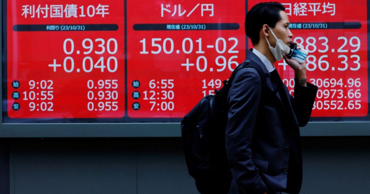 Featured image for Japanese Stocks Surge to 33-Year High on Strong Earnings and China Stimulus