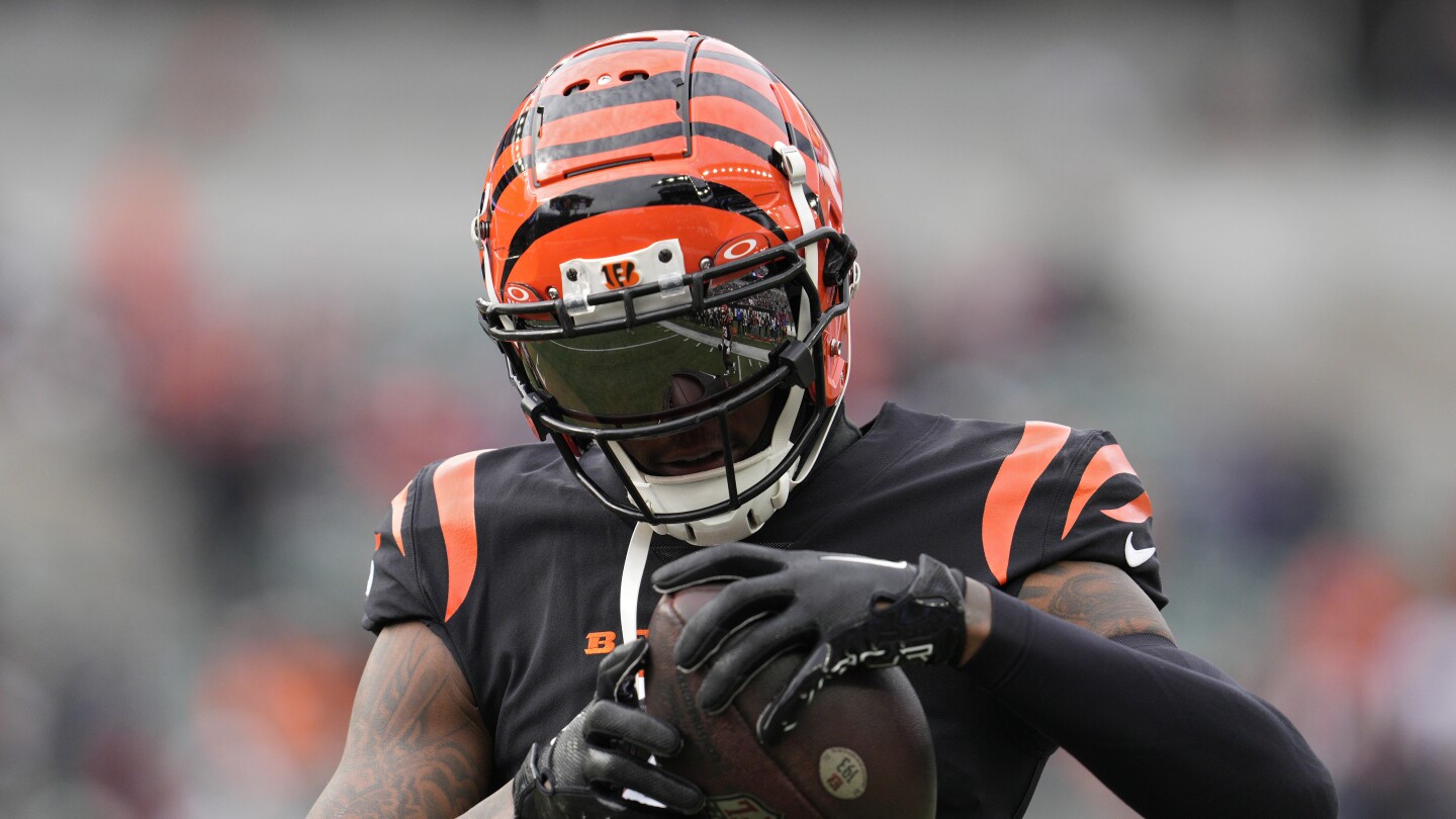 Featured image for "Tee Higgins Faces Uncertain Future with Bengals After Franchise Tag"