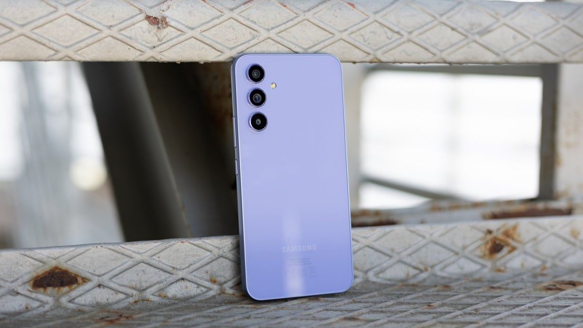 "Score Big Savings on Samsung's Galaxy A54 and A34 5G Models During Black Friday and Festive Season"