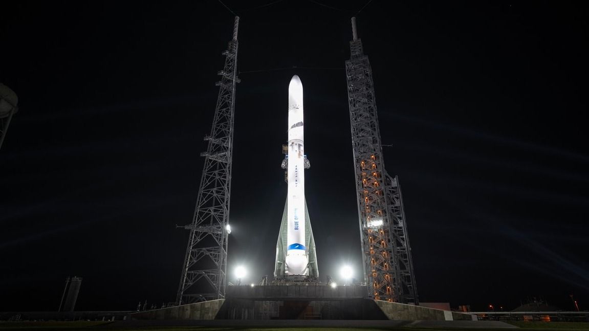 "Blue Origin's New Glenn Rocket Prepares for Debut Liftoff on Launch Pad"