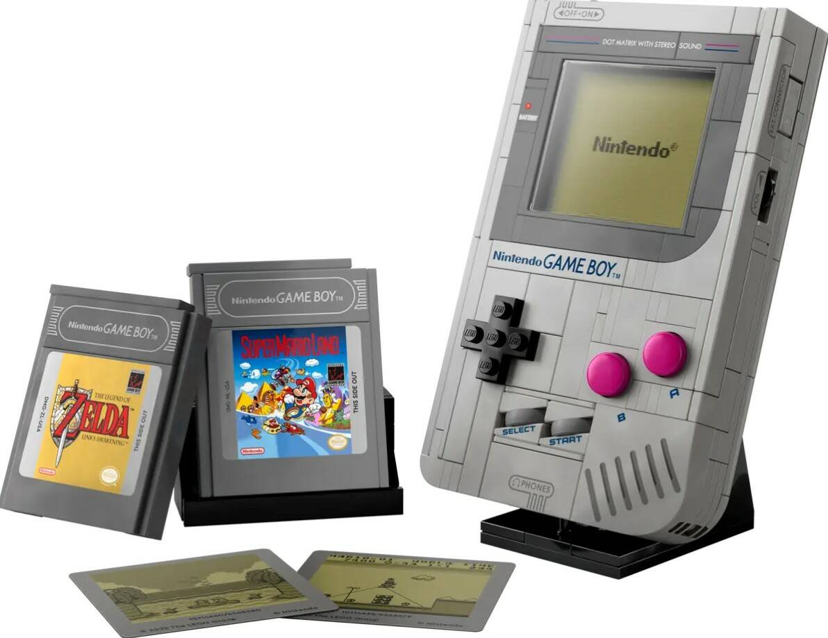 Featured image for Lego's Game Boy Set Transformed into a Working Handheld