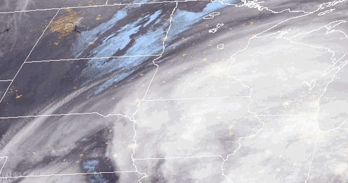 "Winter Storm Wallop: Blizzard, Snow, and Flooding Threaten U.S."