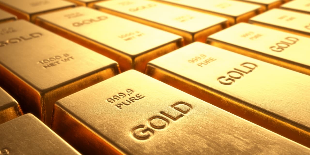 "Gold's Record High: What's Driving the Unprecedented Rally?"