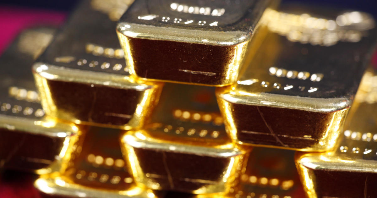 "Smart Tips for Buying Gold Bars and Coins Online"