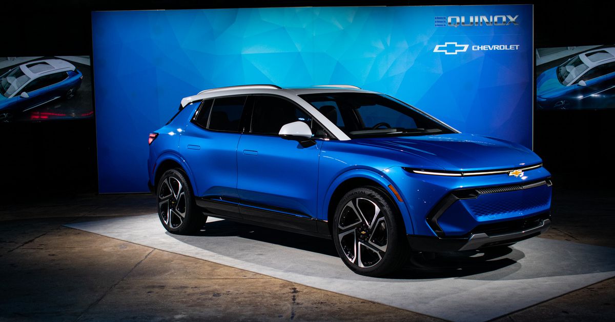 "2024 Chevy Equinox EV: 319-Mile Range, $35,000 Starting Price"