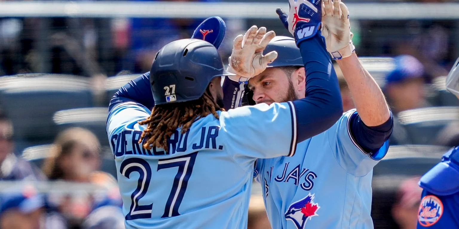 Blue Jays Sweep Mets with Homers from Guerrero Jr. and Belt.