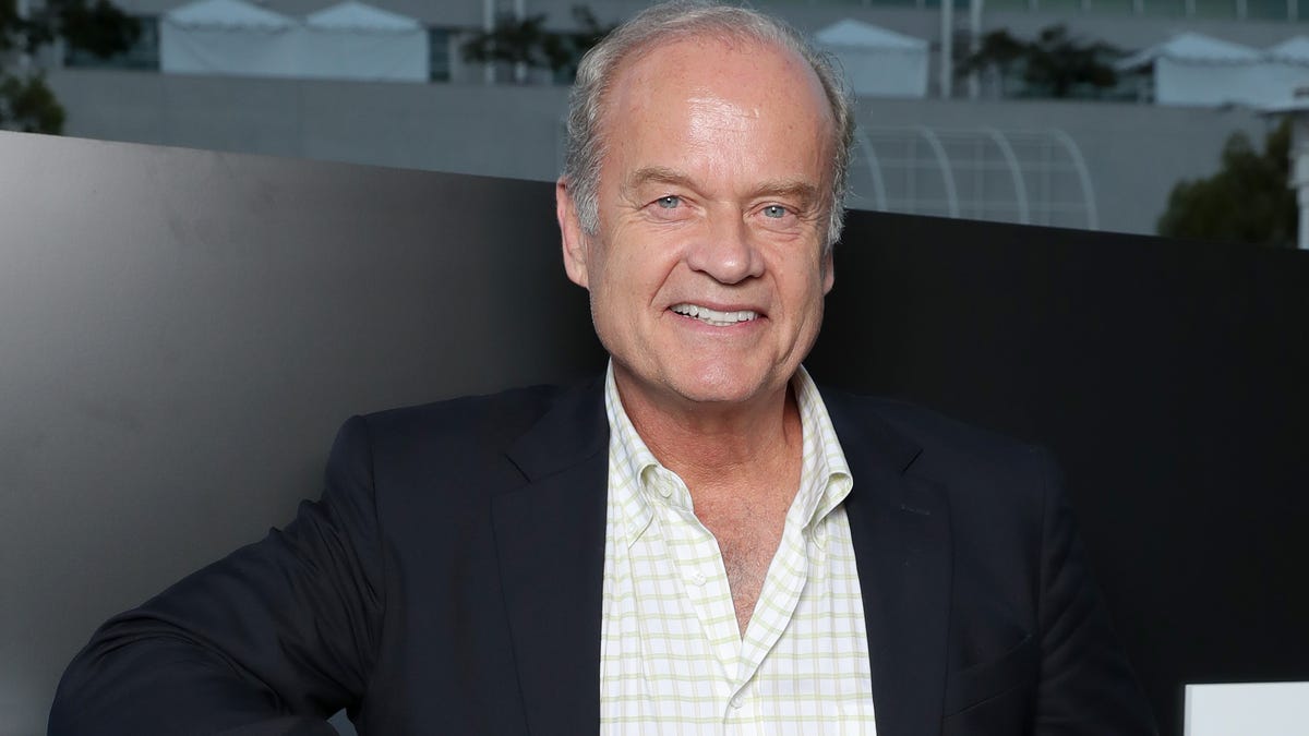 Featured image for Kelsey Grammer's BBC Interview Cut Short Over Trump Support