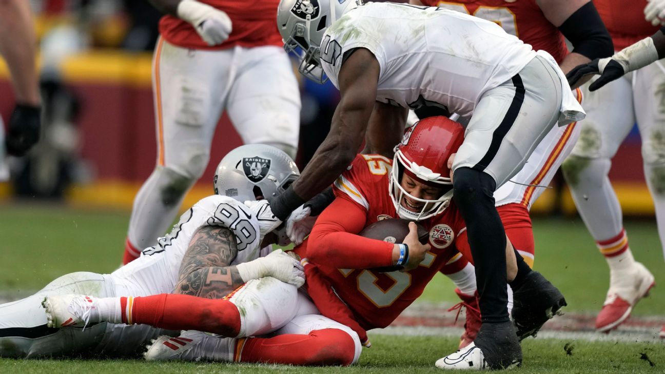 "Raiders' Antonio Pierce Reveals 'Mahomes Rules' Blueprint for Beating Chiefs"