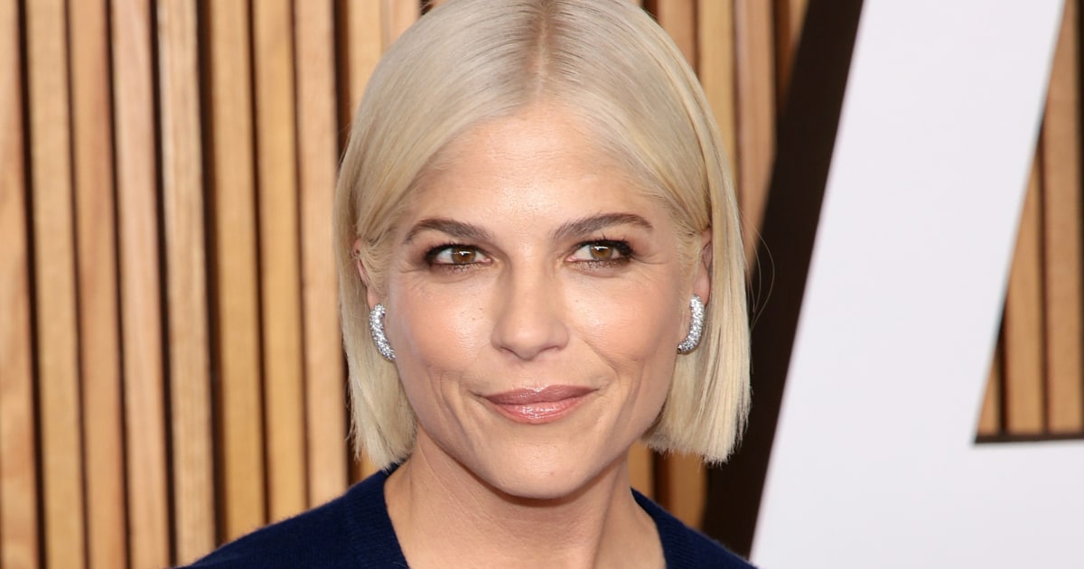 "Selma Blair Sparks Controversy with Islamophobic Comment"