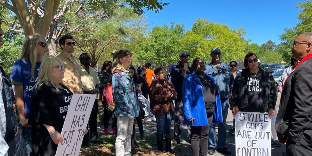 Calls for Accountability: Demands to Terminate Officers in Summerville Teen's Arrest
