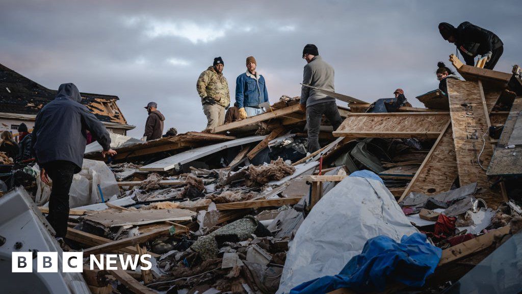 Tennessee Tornadoes: Tragedy Strikes, Community Rallies